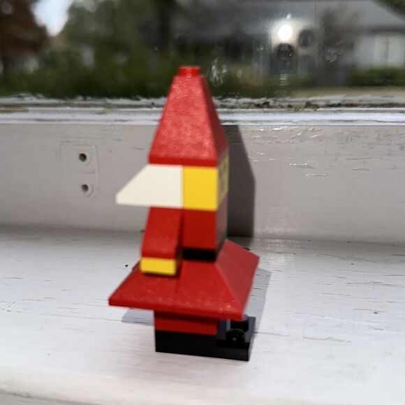 Lego lady Santa’s helper/elf - Picture 2 of 4